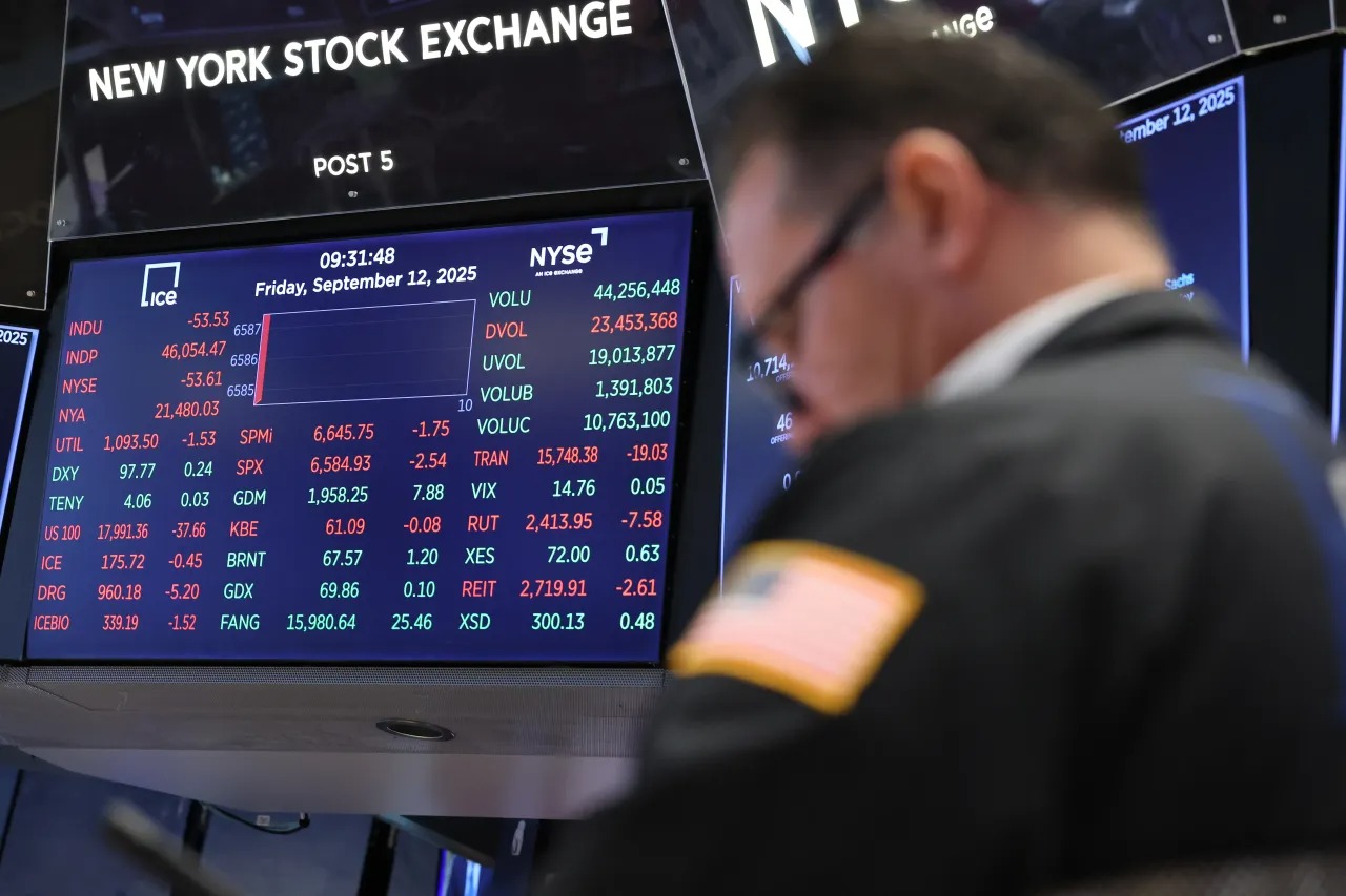 New York borsası güne yükselişle başladı: ABD piyasalarında teknoloji hisseleri rüzgârı