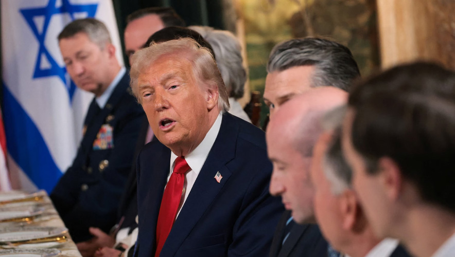 Trump’tan kritik mesaj: İran, savaştan kaçınmak için masaya oturuyor