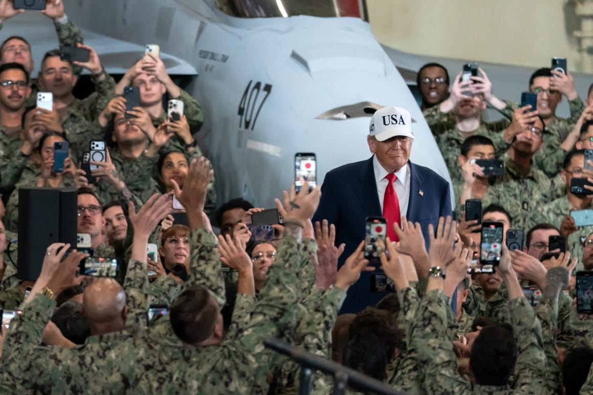 ABD'den Ortadoğu’ya yeni askeri sevkiyatı... Trump açıkladı: İkinci uçak gemisi yolda