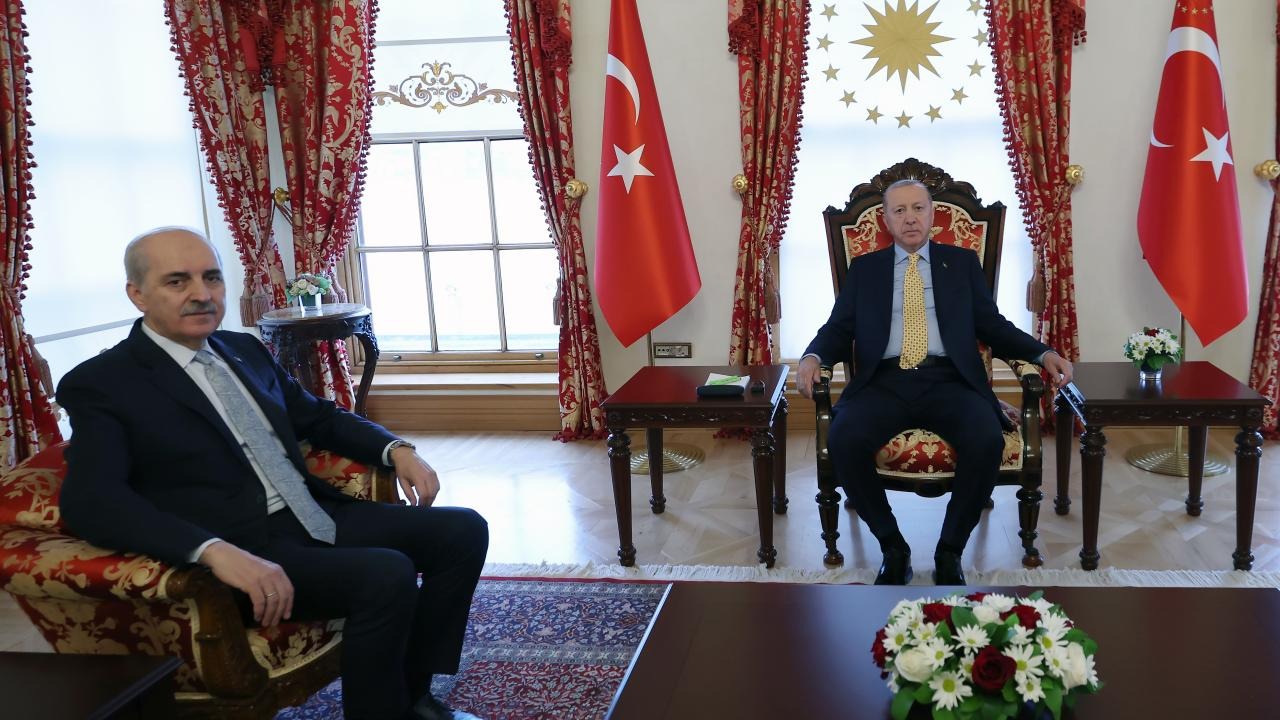 Cumhurbaşkanı Erdoğan, TBMM Başkanı Kurtulmuş’u kabul etti