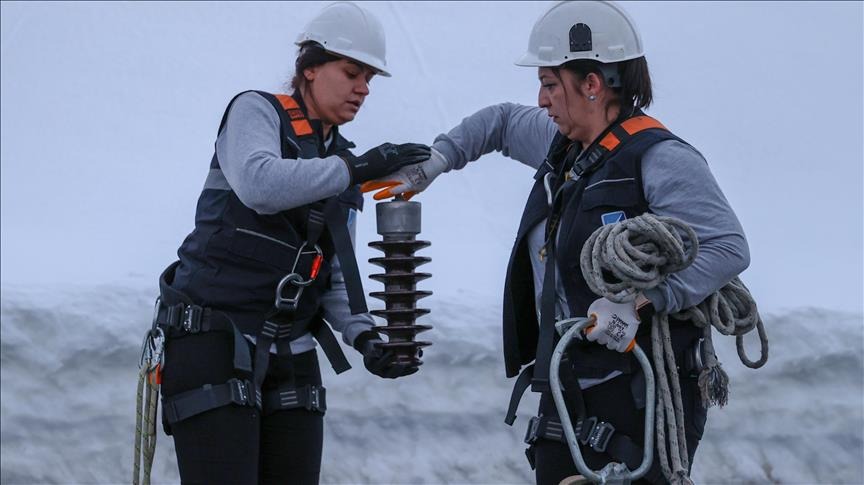 Sabah ve akşam saatlerinde elektrik fiyatı yükseldi