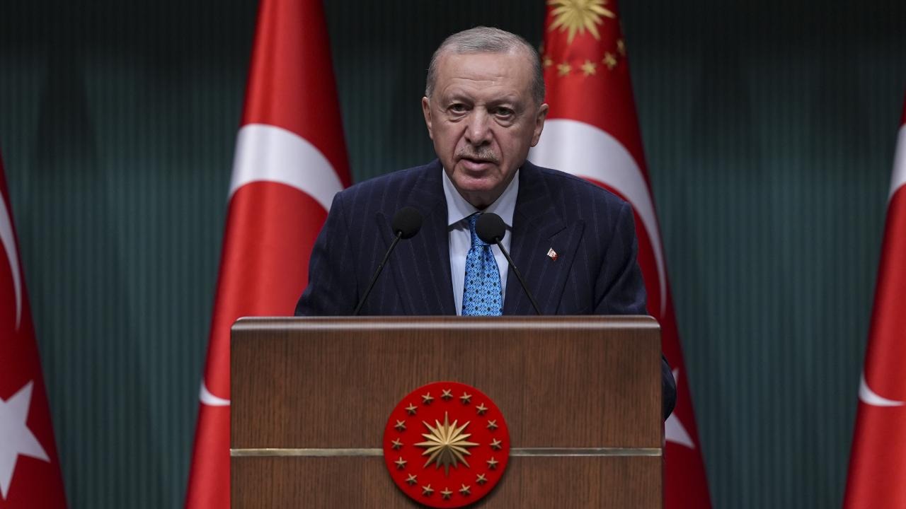 Cumhurbaşkanı Erdoğan’dan Katar’daki helikopter kazası sonrası taziye mesajı