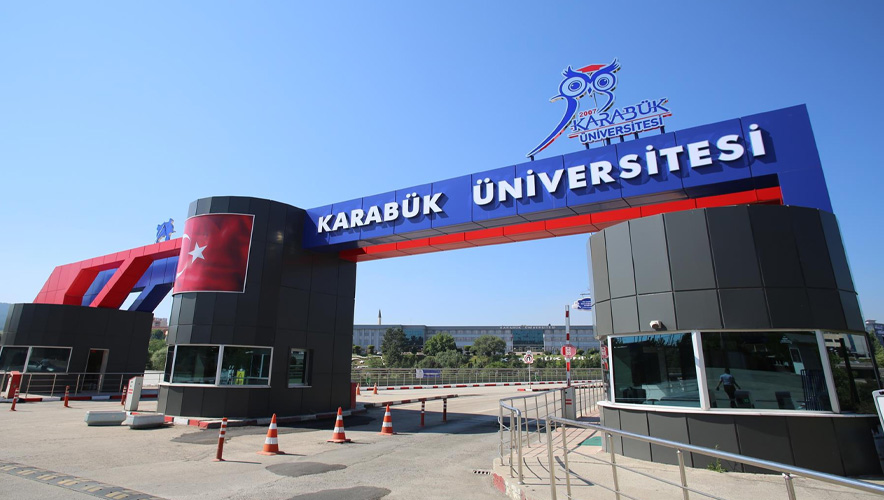 Karabük Üniversitesi’nde maaş promosyonu 100 bin TL oldu.