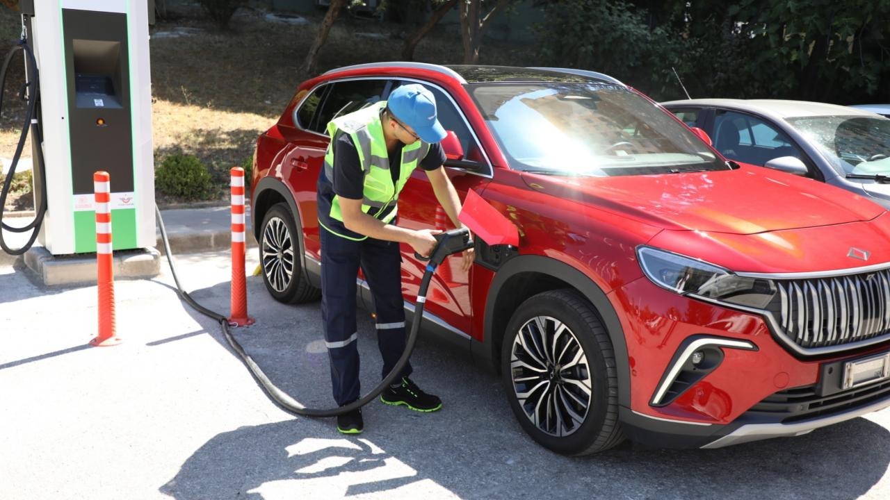 Elektrikli araç altyapısında rekor artış: İstasyon sayısı üçe katlandı