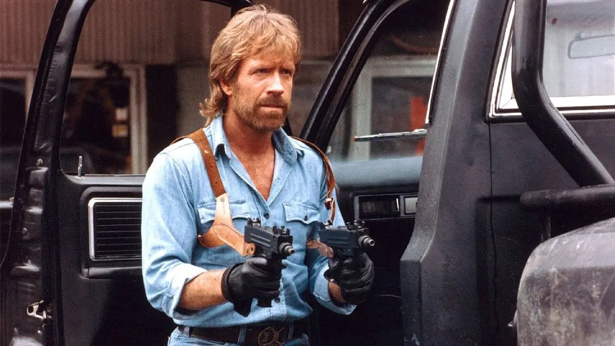 Hollywood'un efsane ismi Chuck Norris hayatını kaybetti