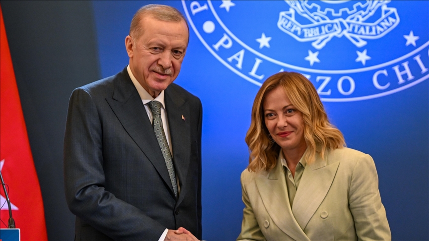 Meloni Erdoğan'ın tavsiyesinden 8 ay sonra sigarayı bıraktı