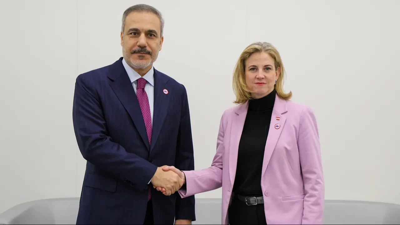 Hakan Fidan ile Avusturyalı Bakan Meinl-Reisinger telefonda görüştü