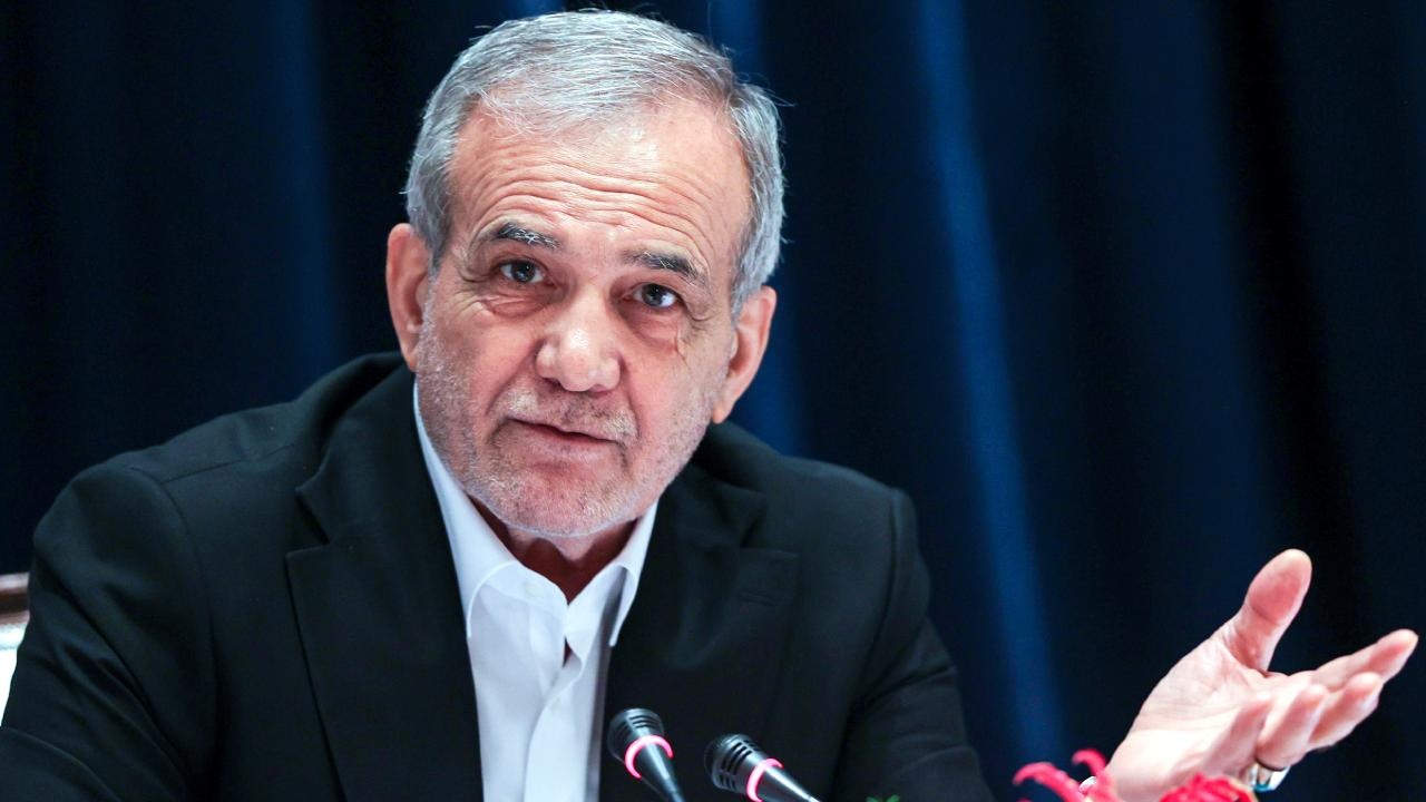 İran Cumhurbaşkanı Pezeşkiyan: BRICS yerel paralarla ticareti büyütmeli