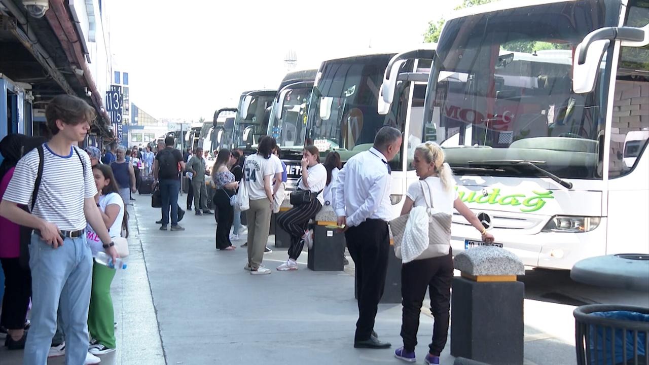 Bayram yolculuğu alarmı: Otobüs biletlerinin yüzde 90’ı tükendi