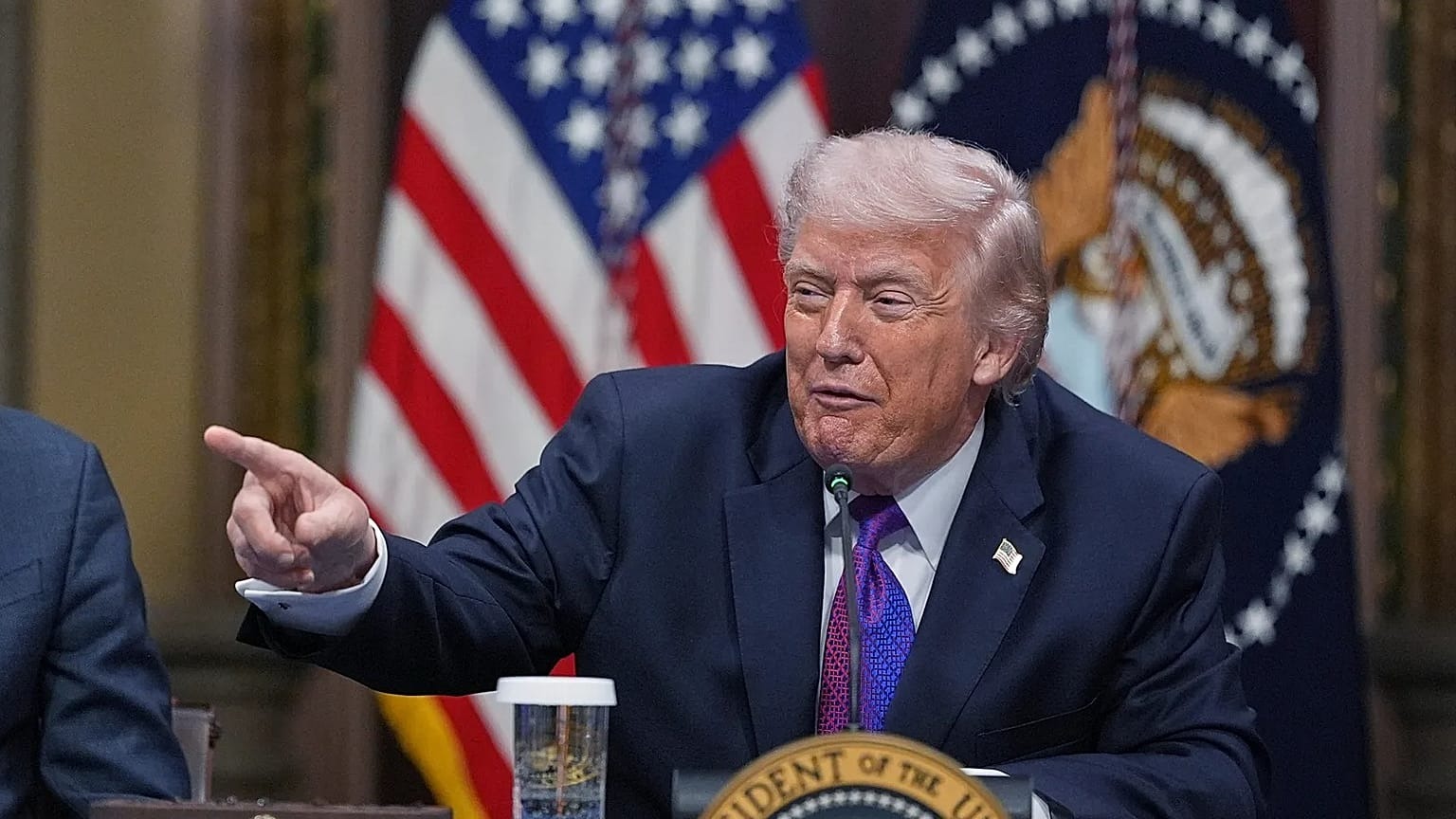 Trump: İran misilleme yaparsa çok daha sert karşılık vereceğiz