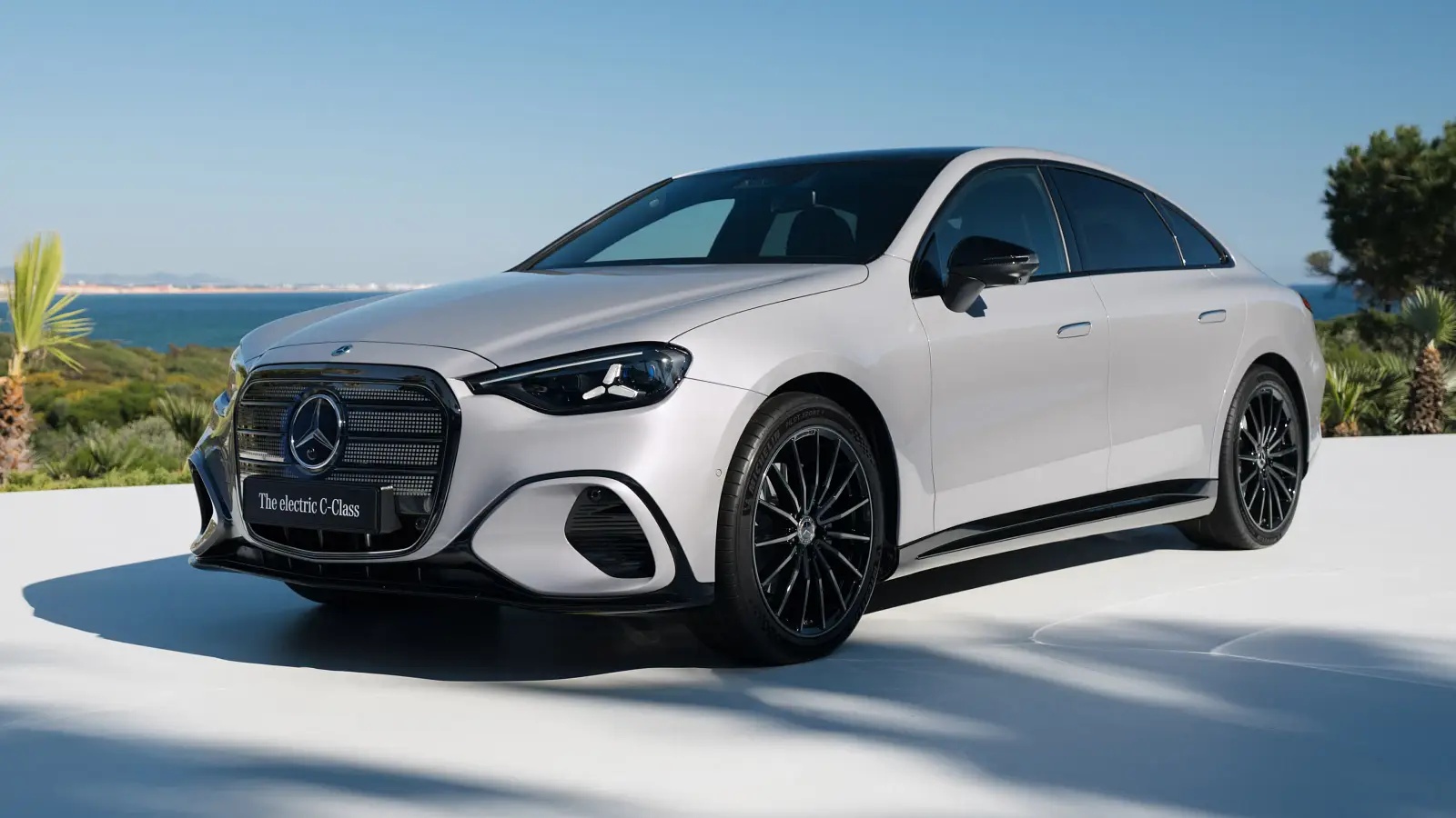 Elektrikli Mercedes C-Serisi tanıtıldı: 762 km menzil dikkat çekti