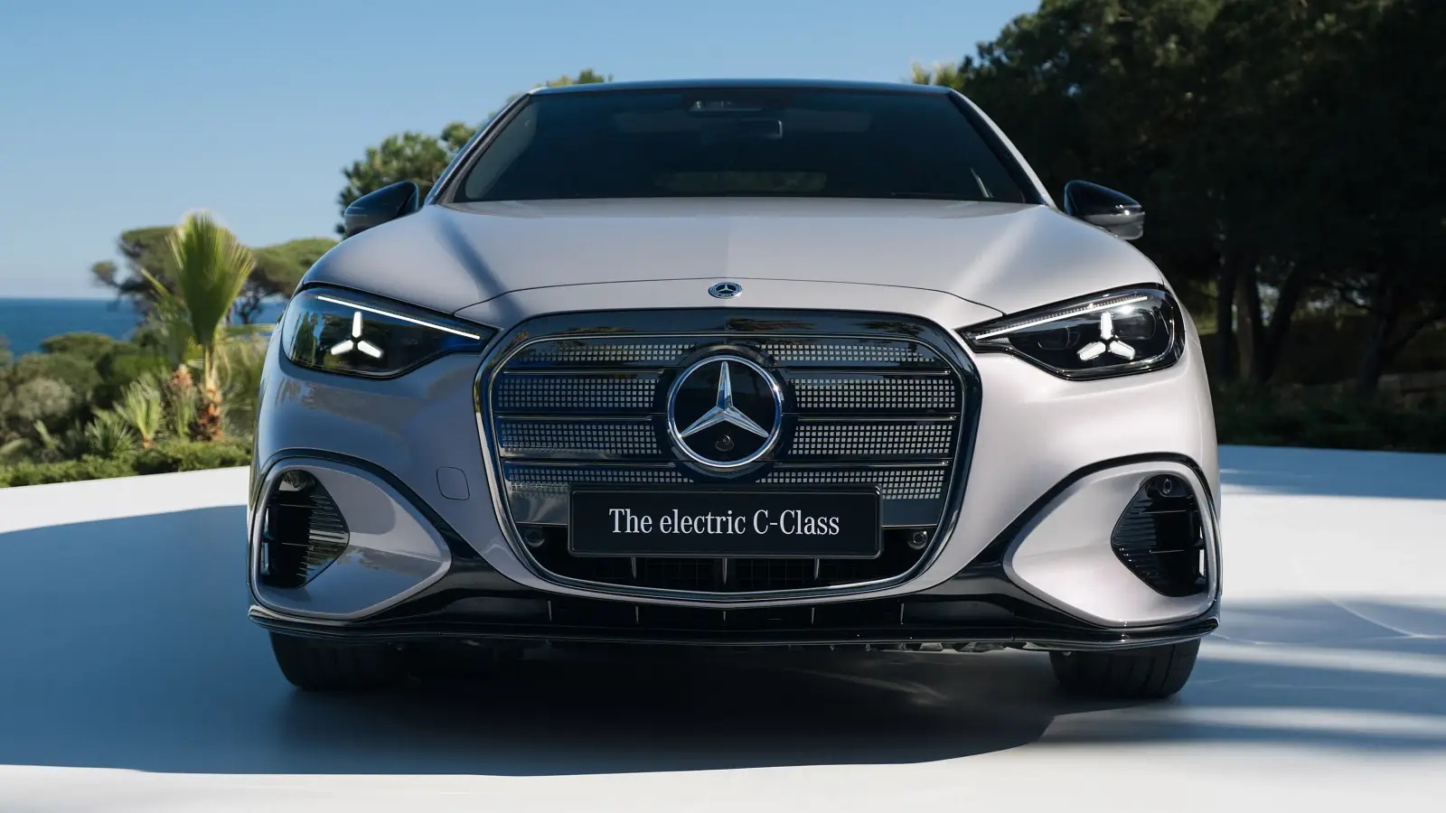 Mercedes-Benz'in ikinci çeyrek geliri beklentileri aştı