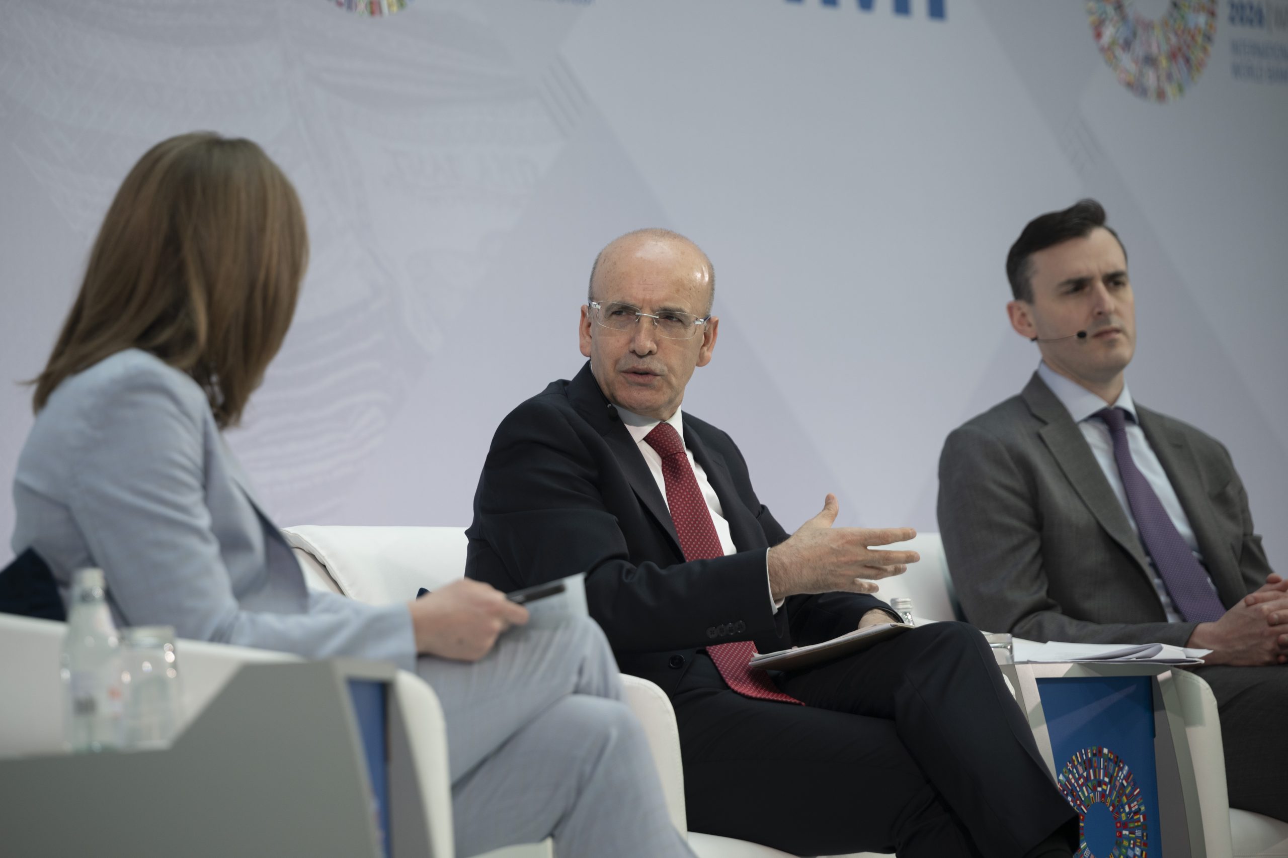 Şimşek’ten IMF zirvesi sonrası kritik açıklama: Türkiye bu zorlu dönemi güçlenerek aşacak