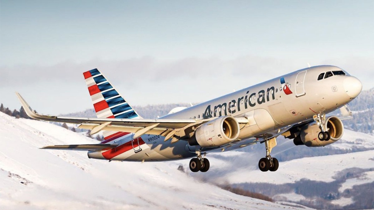 Rekor gelir zararı önleyemedi: Yakıt faturası American Airlines’ın beklentilerini bozdu