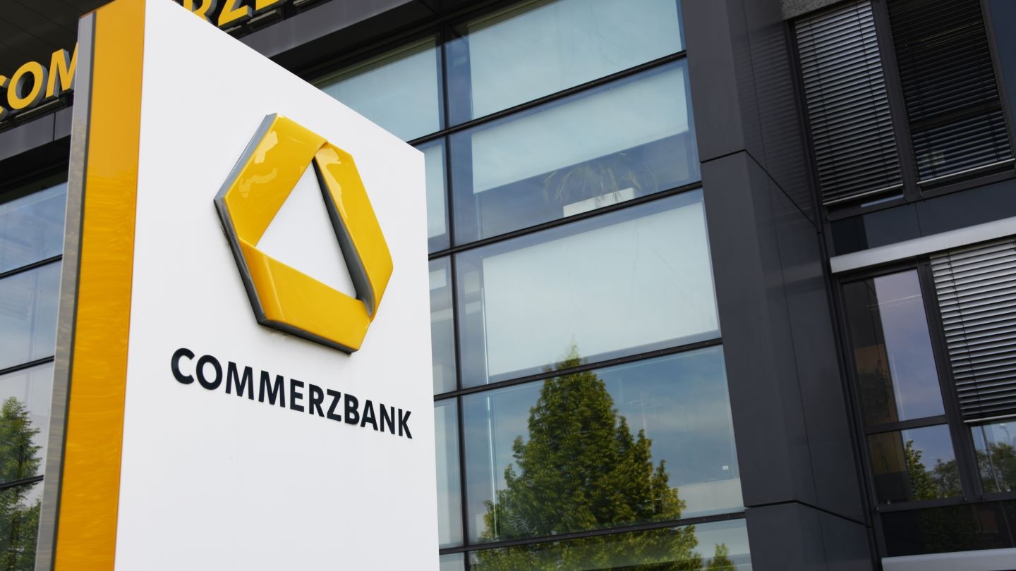 Commerzbank değerli metal fiyat tahminlerini düşürdü