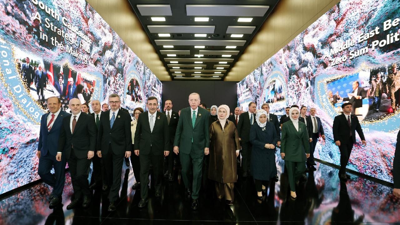 Emine Erdoğan’dan Antalya Diplomasi Forumu’na barış ve dayanışma mesajı