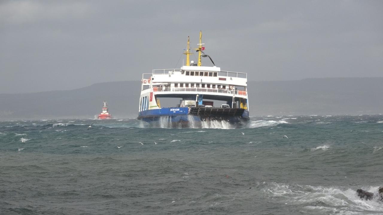 Gökçeada ve Bozcaada seferlerine fırtına engeli: Çok sayıda iptal