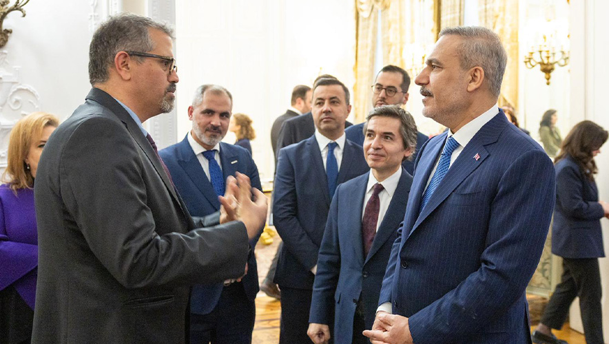 Hakan Fidan Londra’da kritik zirveler yaptı: Stratejik ortaklıkta yeni dönem