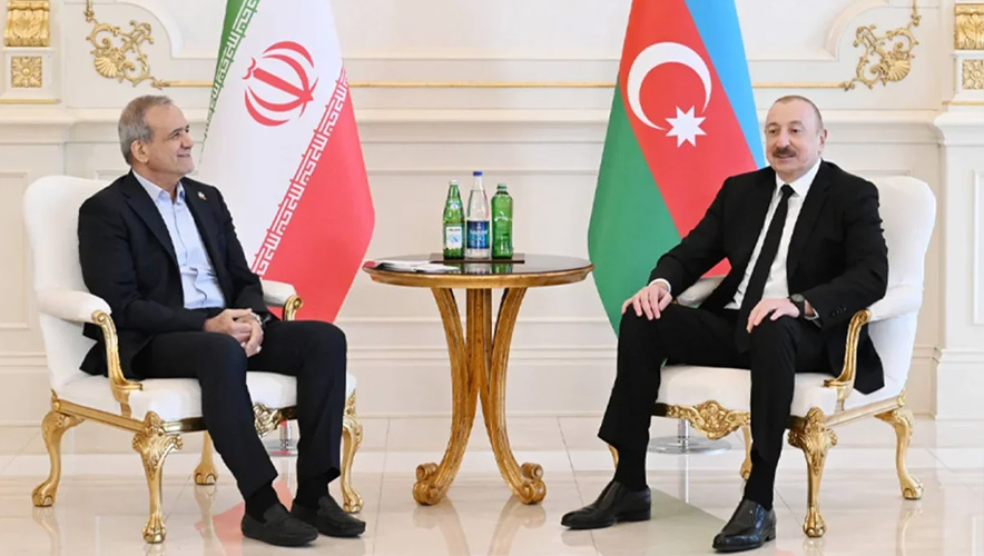 İran Cumhurbaşkanı Pezeşkiyan, Azerbaycan Cumhurbaşkanı Aliyev ile görüştü