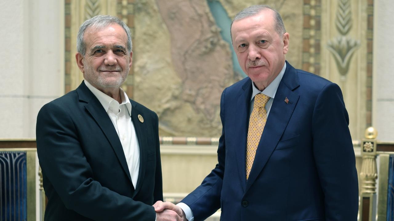 Erdoğan ve Pezeşkiyan telefonda görüştü: Gündem bölgesel krizler