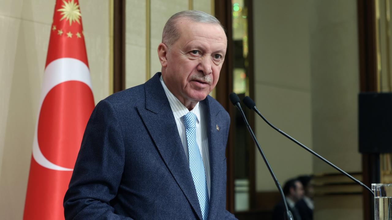 Erdoğan’dan Irak Başbakan adayı Zeydi’ye tebrik ve destek