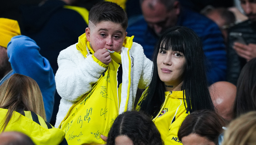 Fenerbahçe’den kadın ve çocuk taraftara ücretsiz maç bileti