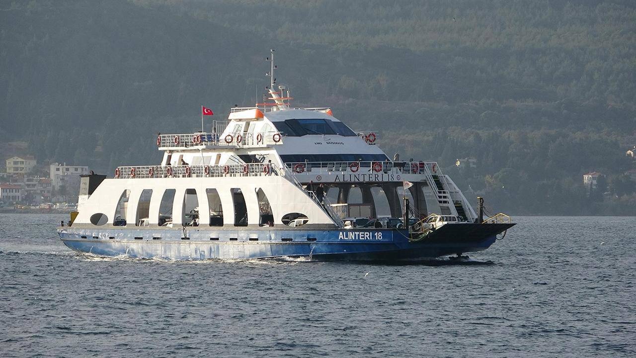 Güney Marmara’da feribot seferleri iptal edildi