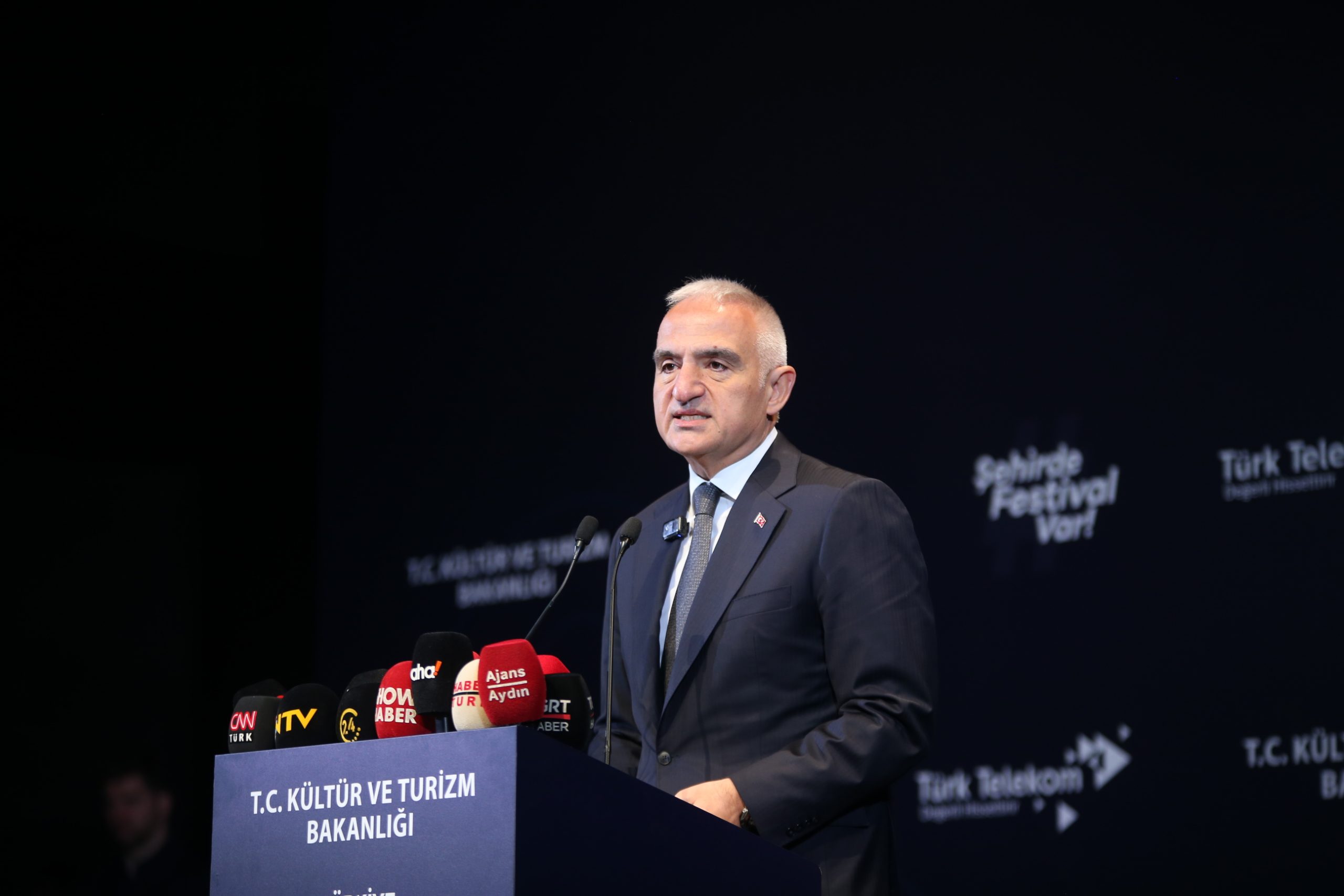 Bakan Ersoy açıkladı: Türk dizileri 170 ülkede 1 milyar izleyiciye ulaştı