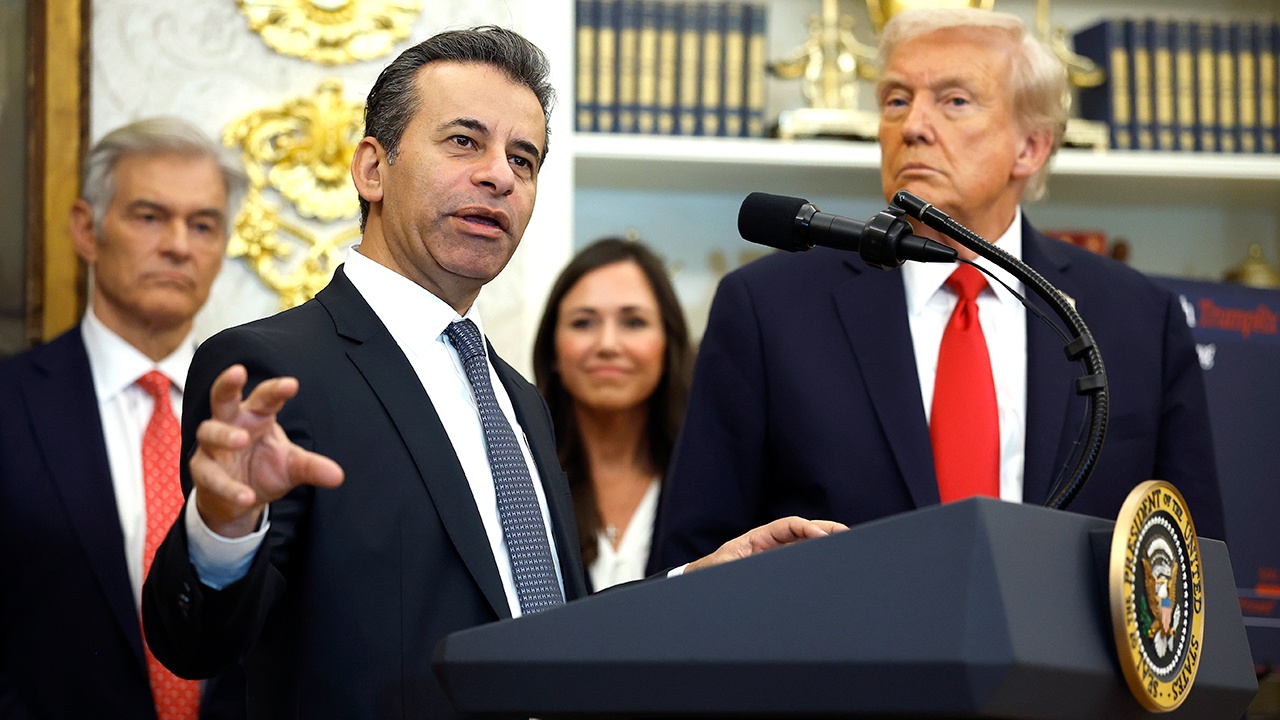 Trump FDA Başkanı Marty Makary’yi görevden almaya hazırlanıyor