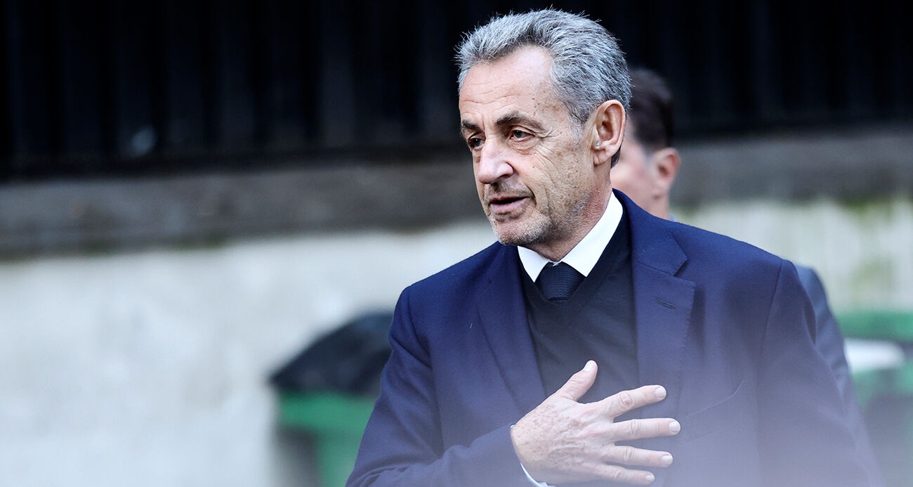 Fransa’da eski Cumhurbaşkanı Sarkozy için 7 yıl hapis talebi