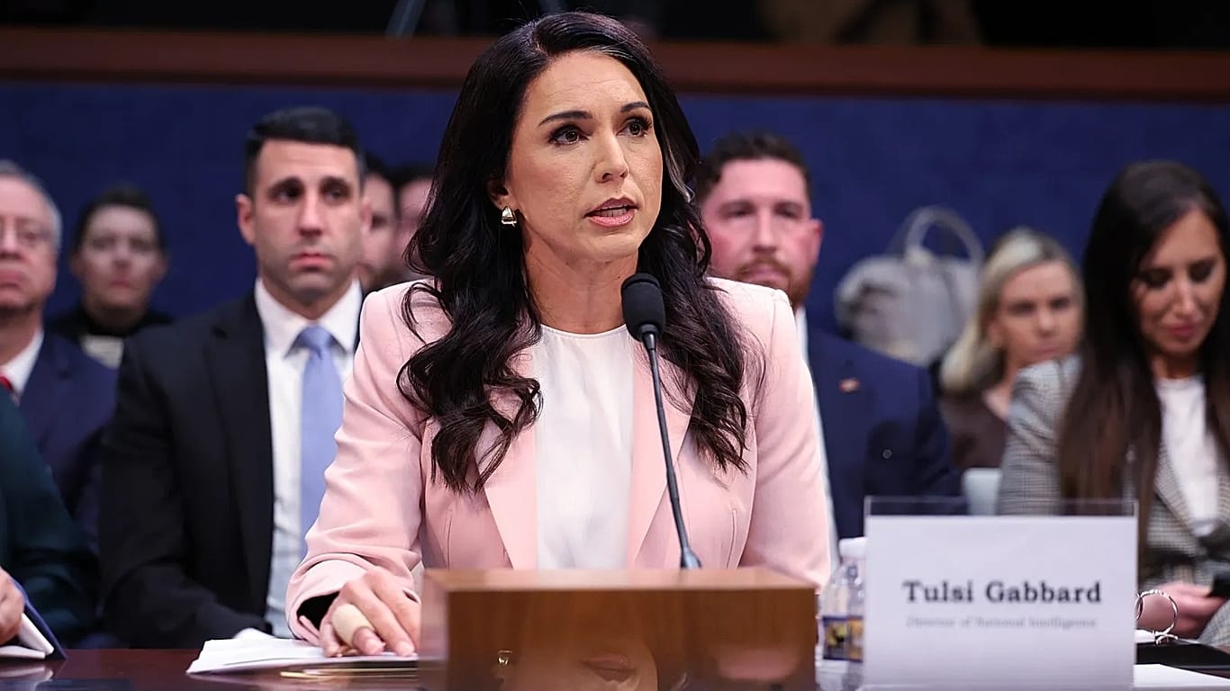 ABD İstihbarat Direktörü Tulsi Gabbard görevinden istifa etti