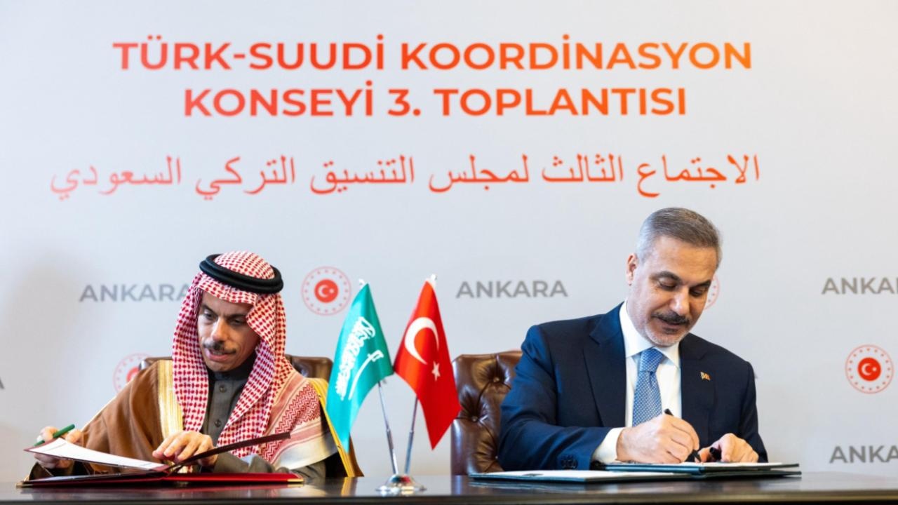 Türkiye ile Suudi Arabistan arasında stratejik iş birliği toplantısı gerçekleşti