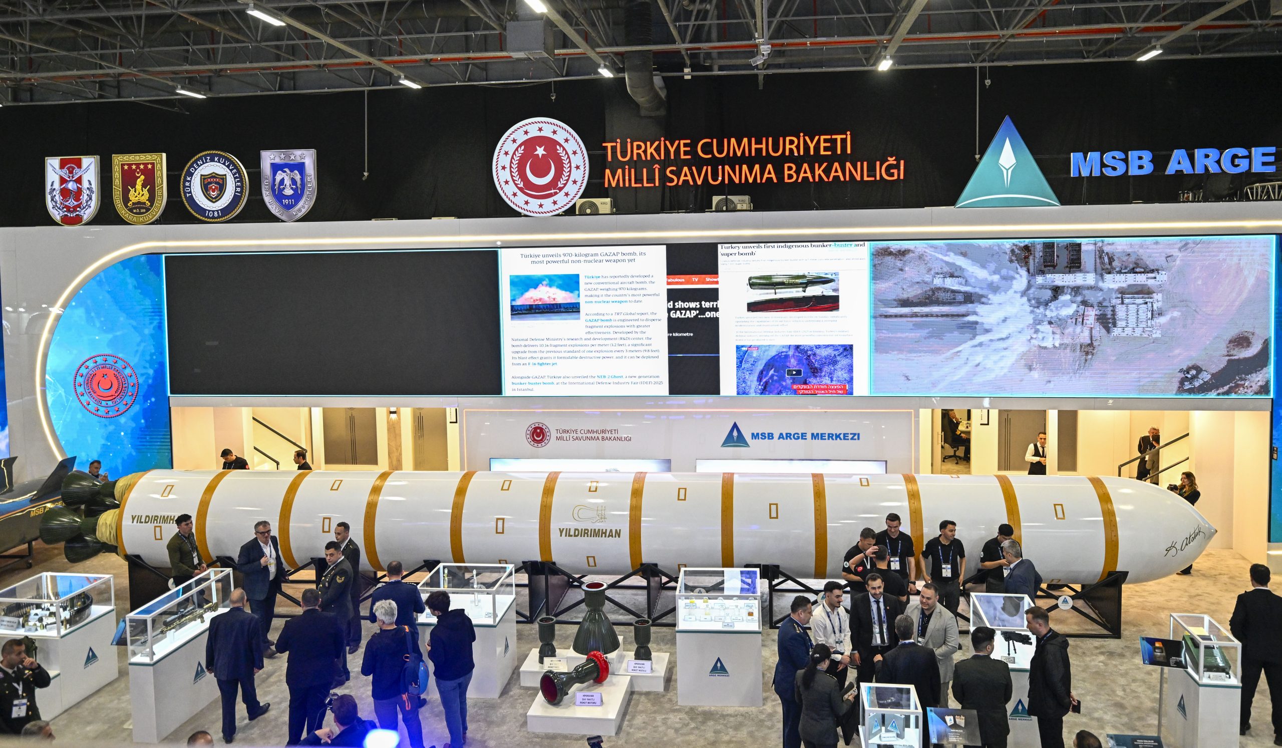 Türkiye’den kıtalararası hamle: YILDIRIMHAN füzesi ilk kez tanıtıldı