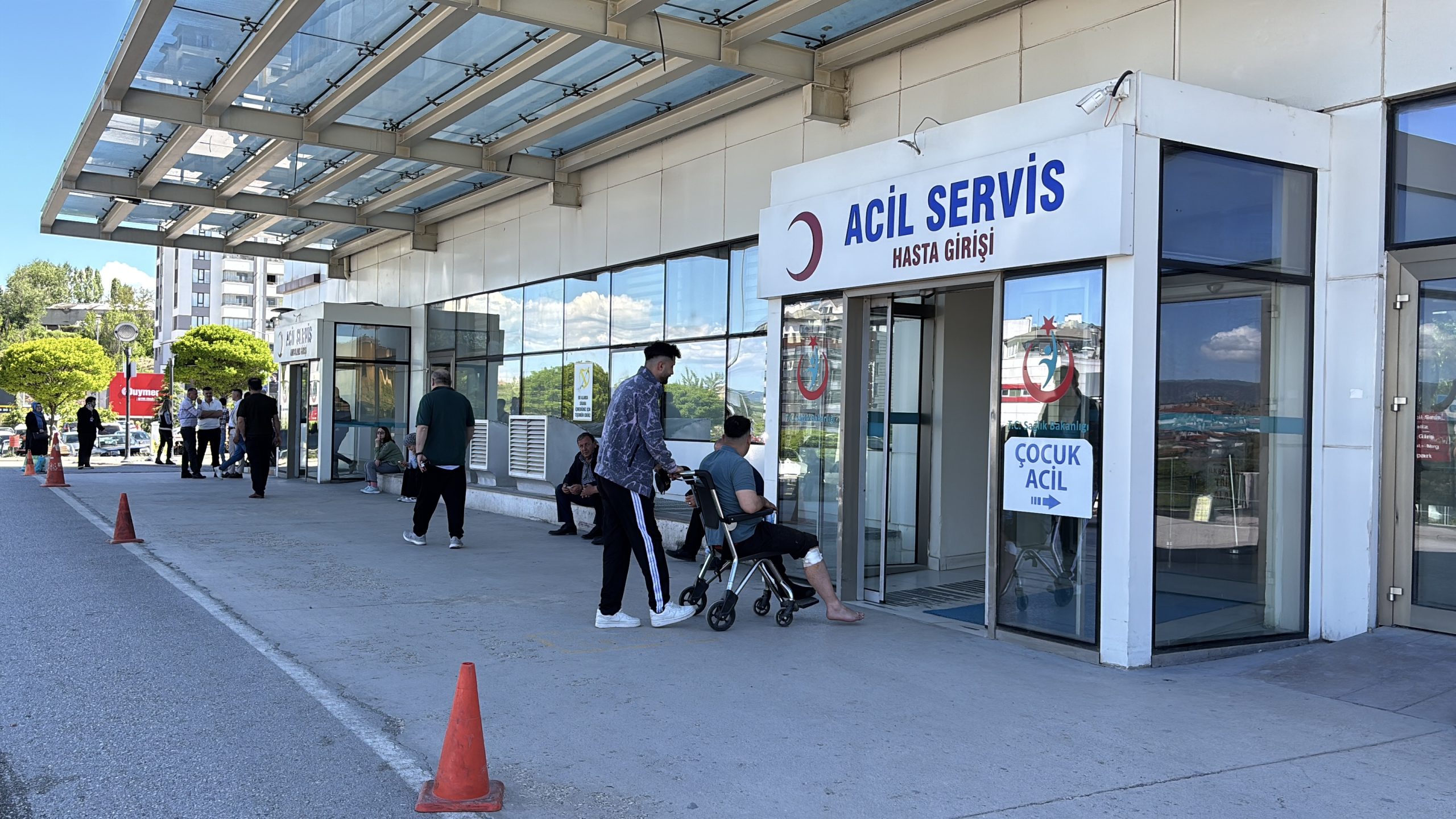 Acemi kasaplar hastaneleri doldurdu: Bayramın ilk gününde rekor başvuru