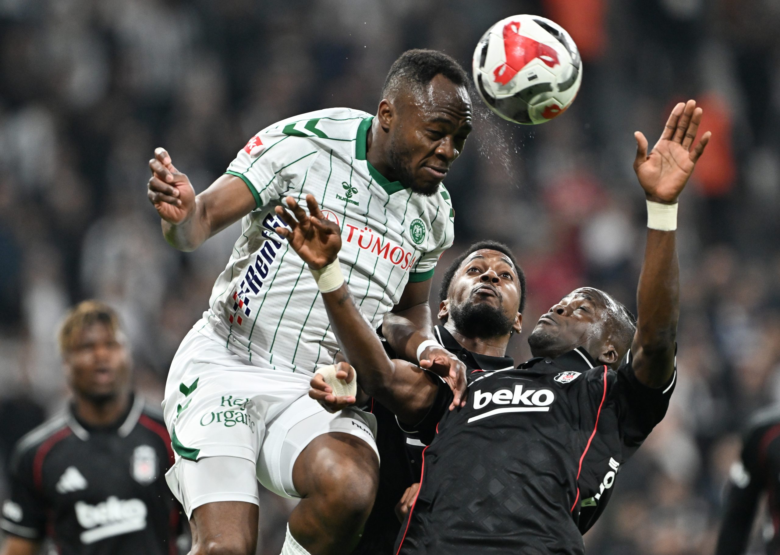 Konyaspor, Beşiktaş’ı son dakika penaltısıyla eleyip Ziraat Türkiye Kupası’nda finale çıktı