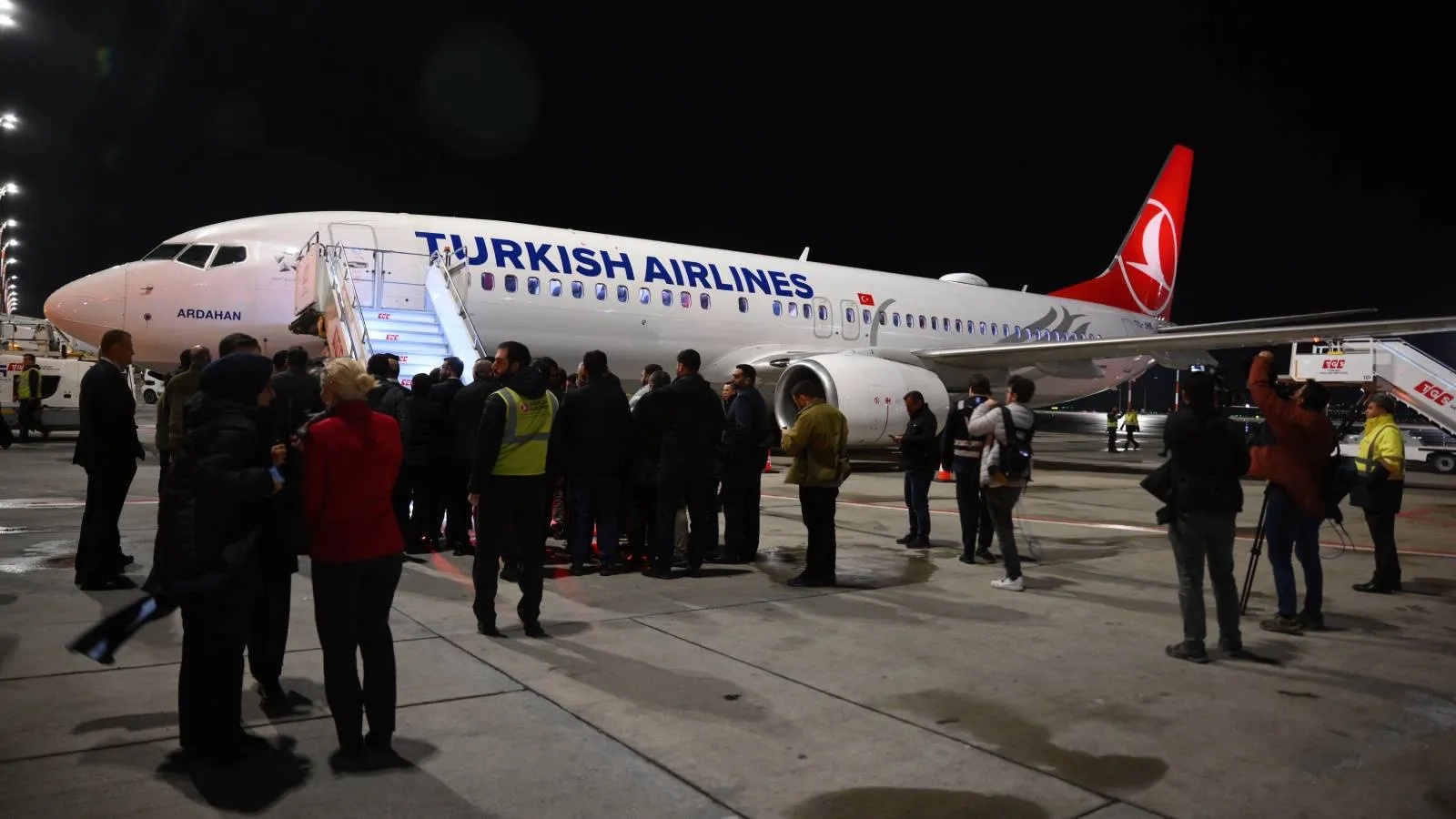 İsrail’in alıkoyduğu 18 Türk aktivist İstanbul’a döndü