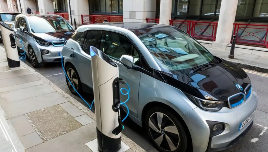 IEA: Küresel elektrikli otomobil satışları ikinci çeyrekte güçlü toparlandı