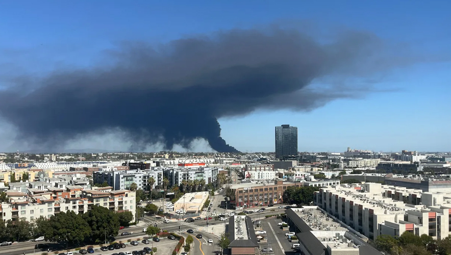 Los Angeles yangını beşinci gününde: Duman Güney Kaliforniya'yı kapladı