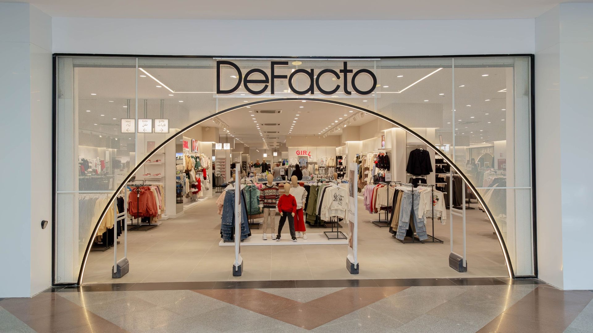 DeFacto küresel yönetici kadrosunu güçlendiriyor