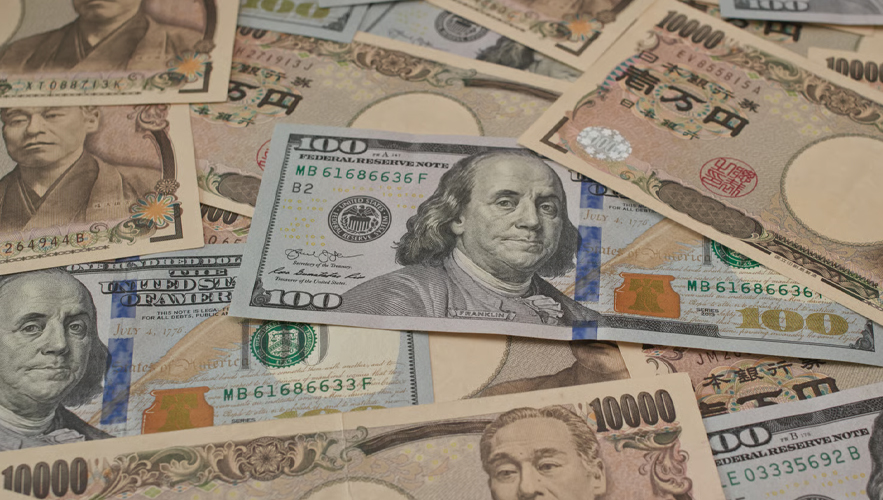 Dolar 40 yıl sonra yen karşısında zirveyi gördü