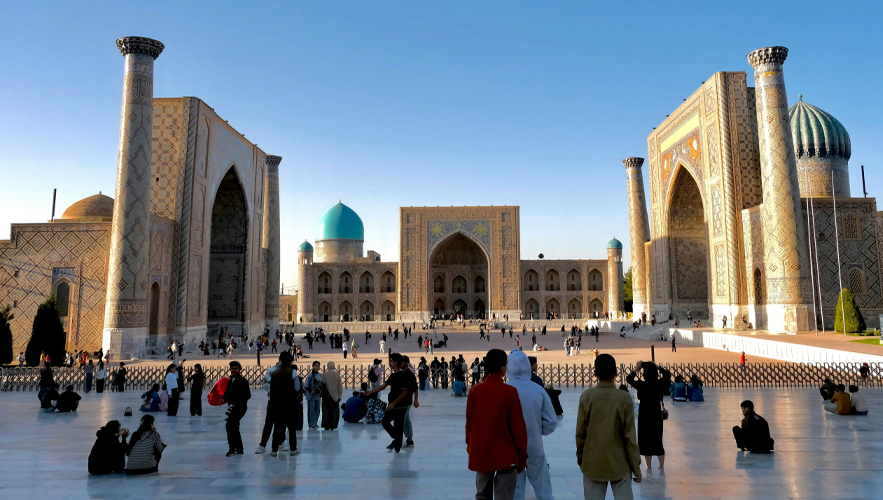 Özbekistan'da turist sayısı yüzde 27,3 arttı: 5 ayda 5,35 milyon artış