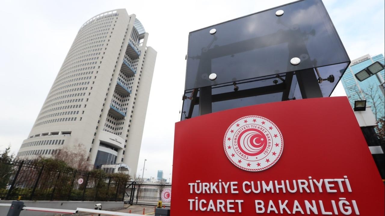 Bakanlıktan yetki belgesiz araç ticaretine 102 milyon liralık ceza