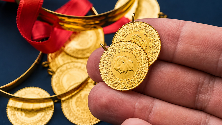 Altın üçüncü haftalık kazancına yöneldi