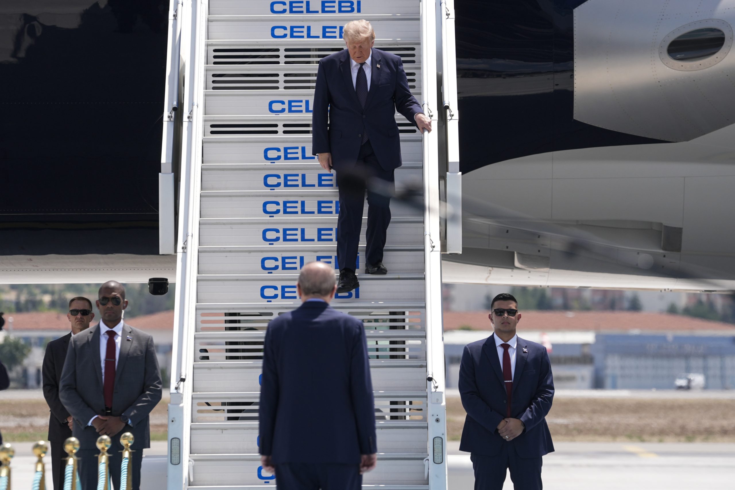 ABD Başkanı Donald Trump, Ankara'da: Cumhurbaşkanı Erdoğan karşıladı