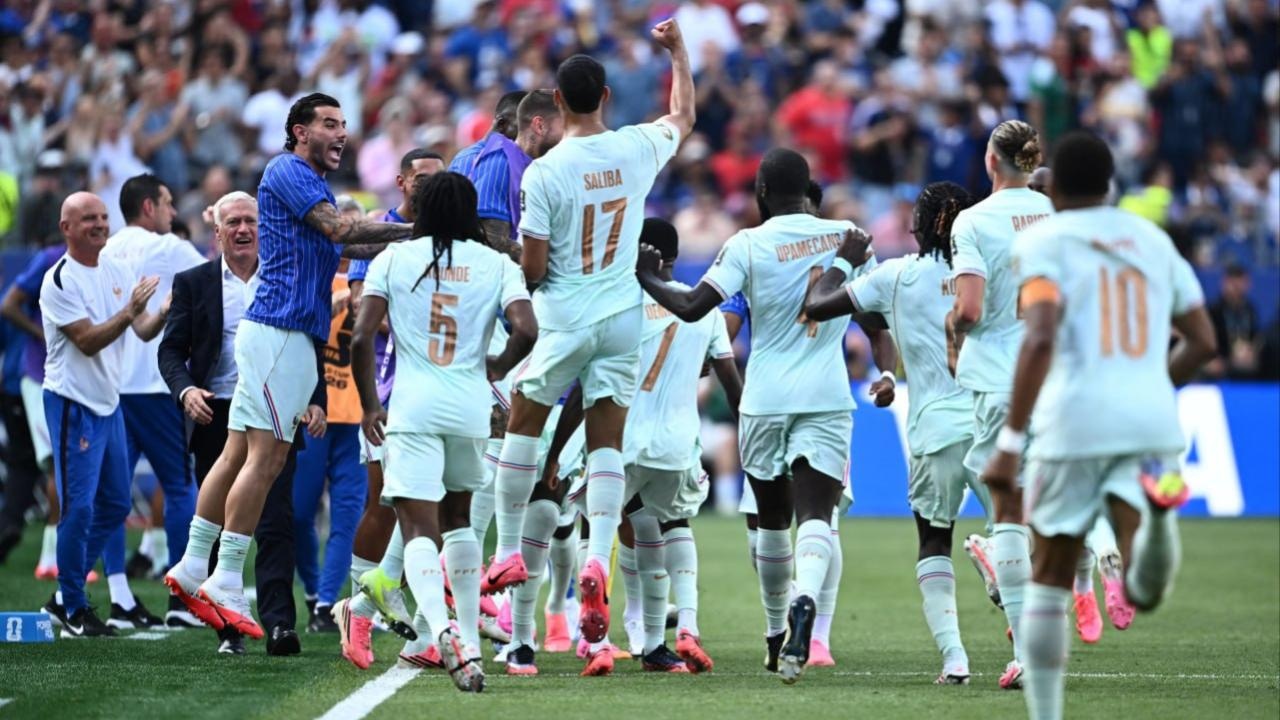 Fransa, Fas'ı eleyerek ilk yarı finalist oldu