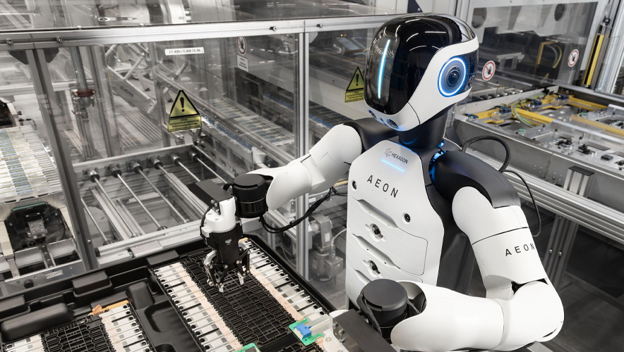 İnsansı robotlar üretim hattında tarihi testi geçti