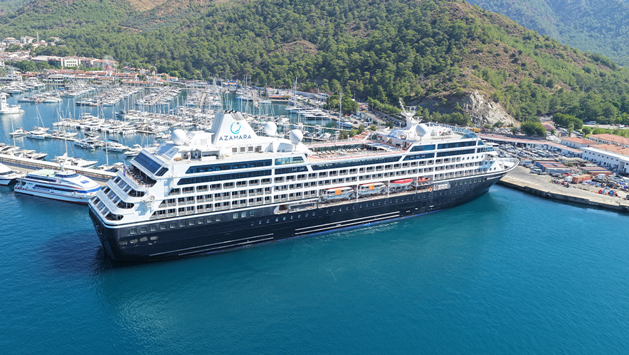 Azamara Onward 649 turistle Marmaris Limanı'na demirledi