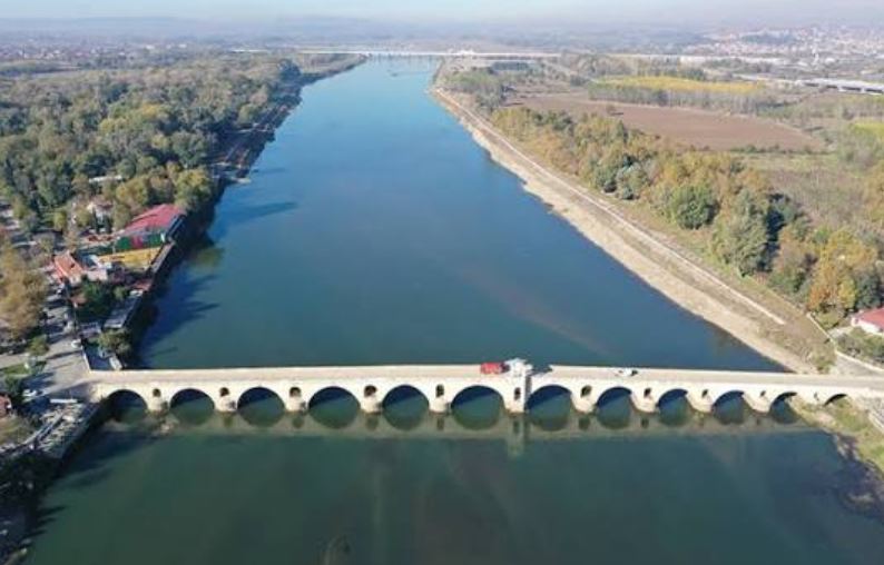 Kuraklık Ren ve Tuna nehirlerinde yük taşımacılığını aksatıyor