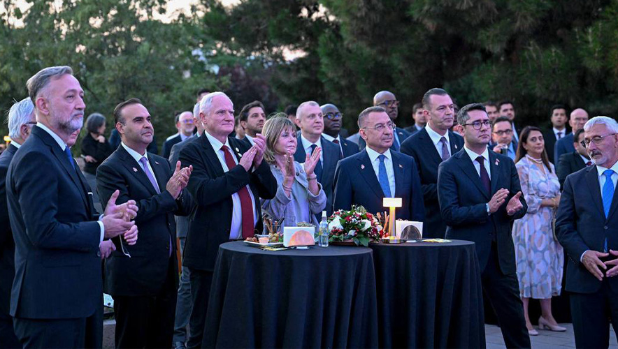 Türkiye uzay dünyasını ağırlayacak: IAC 2026 için geri sayım başladı