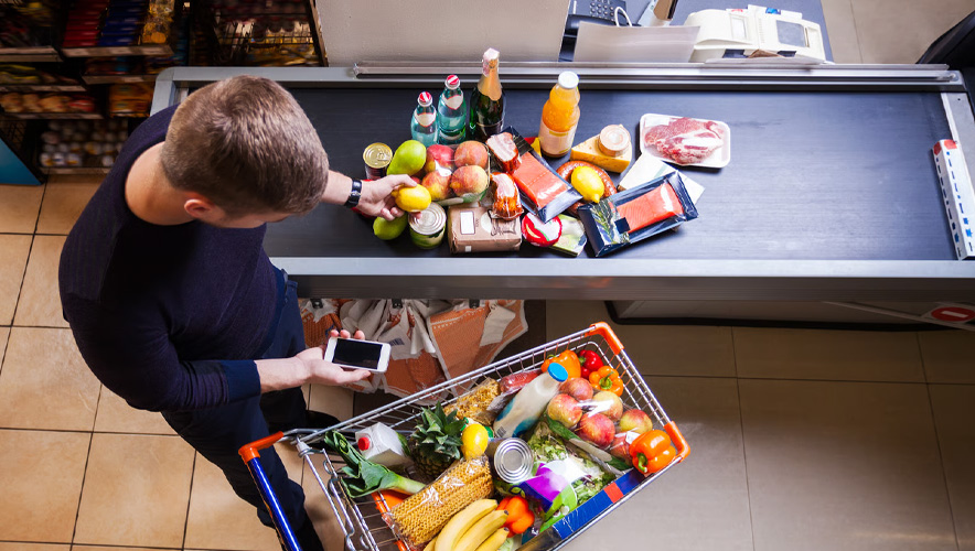 Letonya'da gıda ve gıda dışı satışlar yükselişe geçti